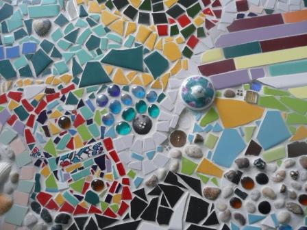Detail tafelblad mozaiek